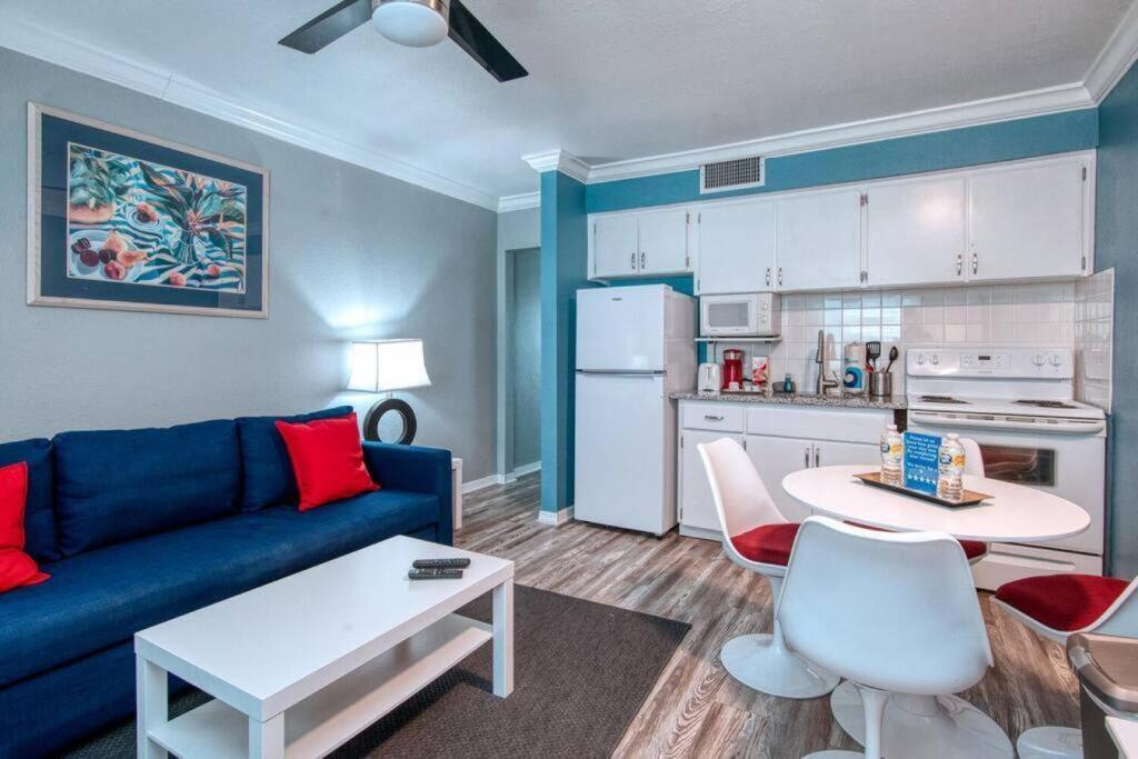 Sunset Beach Suites At Madeira Beach! Pet Friendly With Summer Breezes! - Suite 6 St. Pete Beach Exteriér fotografie