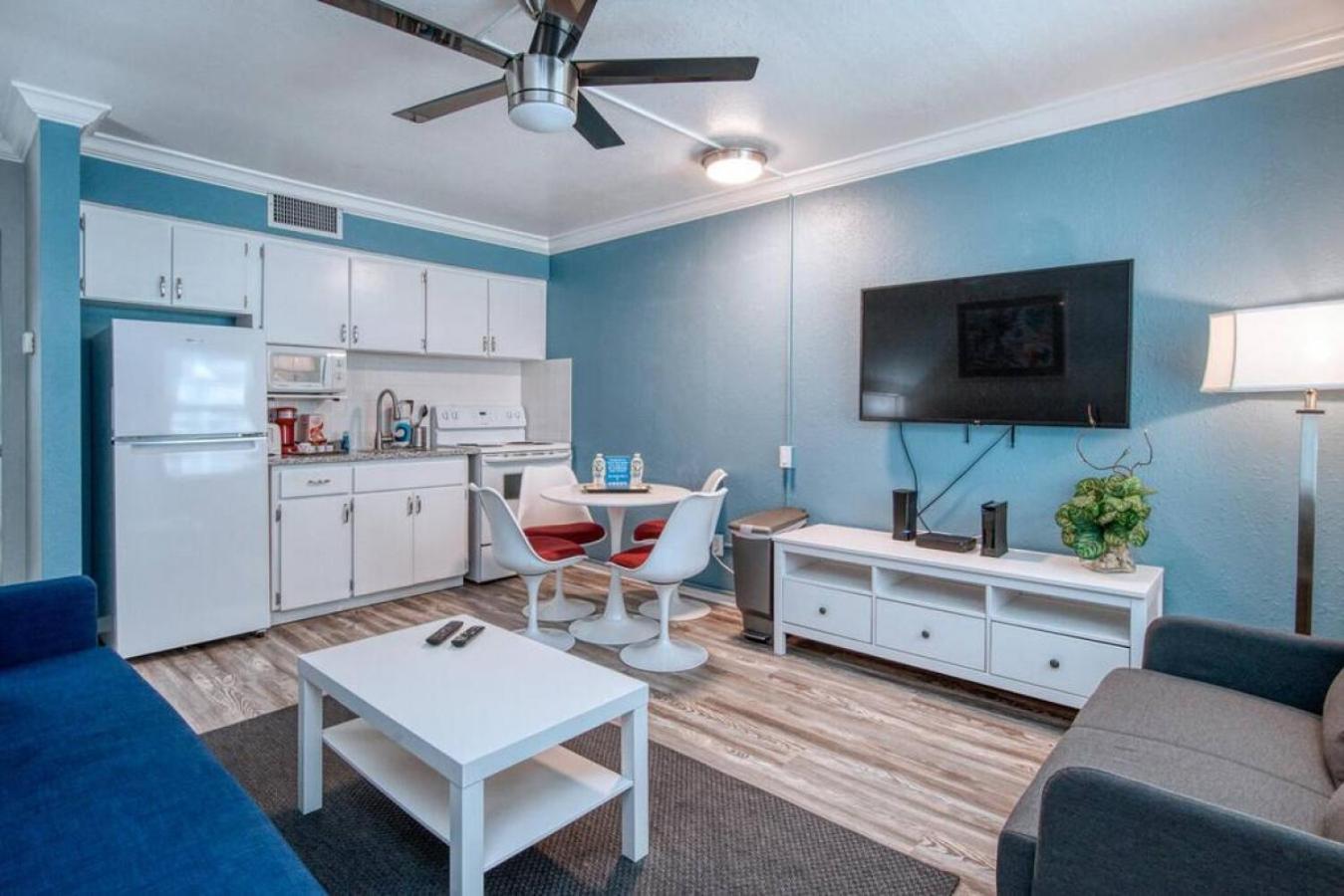 Sunset Beach Suites At Madeira Beach! Pet Friendly With Summer Breezes! - Suite 6 St. Pete Beach Exteriér fotografie
